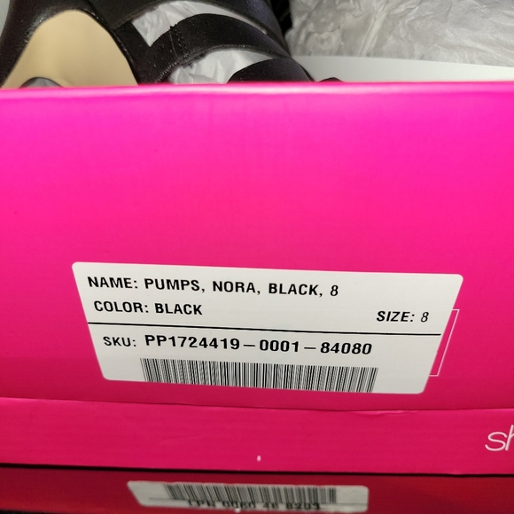 Black heels - Picture 3 of 3